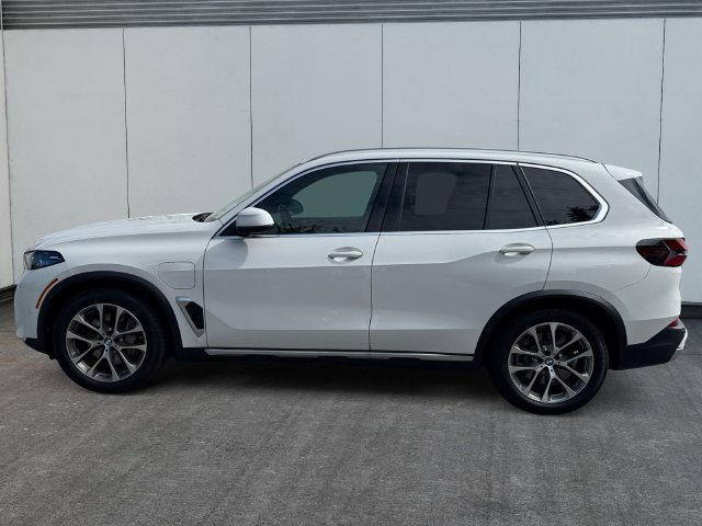 2026 BMW X5 50e - Photo 2