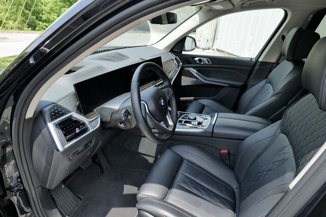 2023 Bmw X7 xDrive40i photo 3