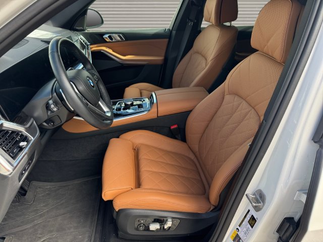 2026 BMW X5 50e - Photo 10