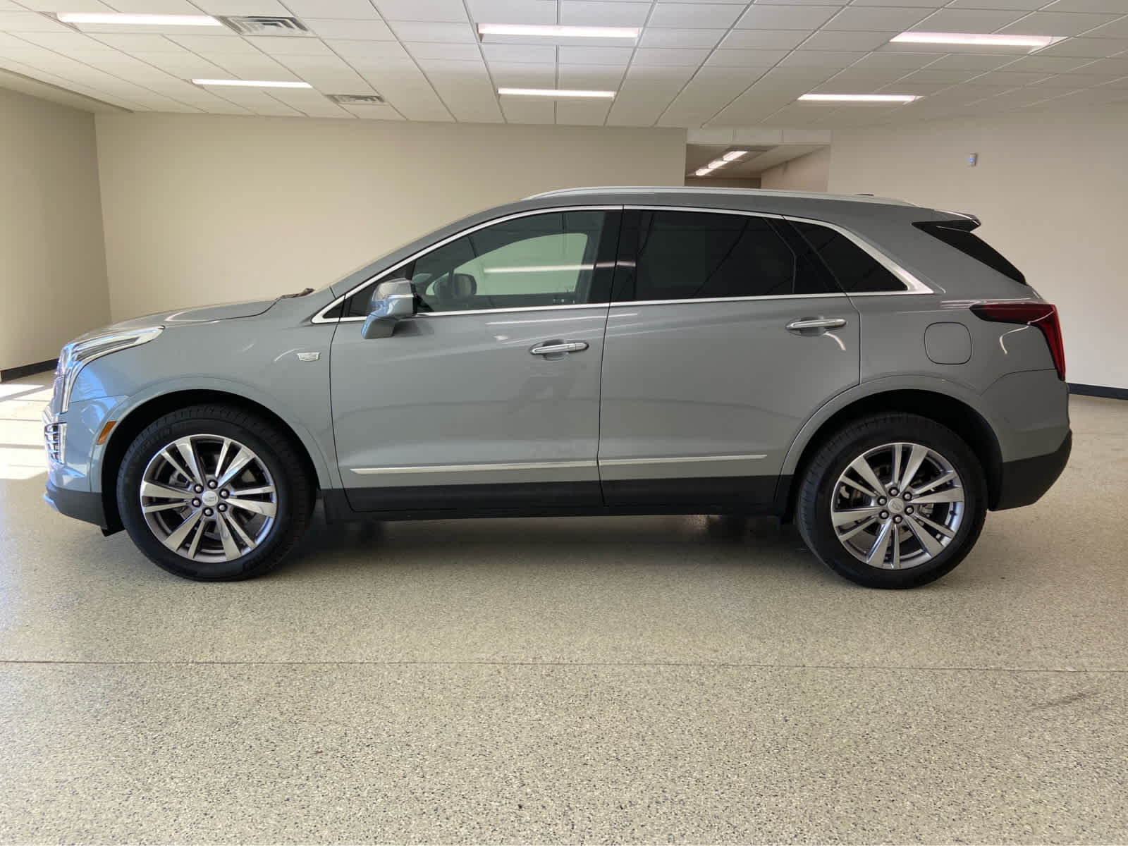 2025 Cadillac XT5 Premium Luxury - Photo 13