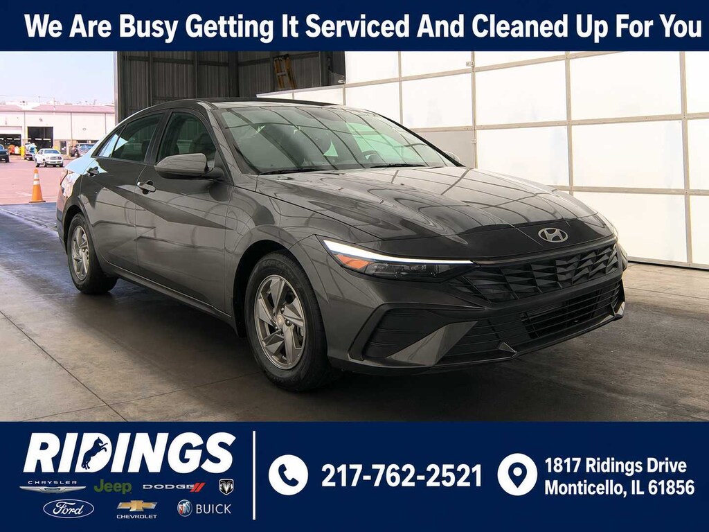Used 2026 Hyundai Elantra SE Sedan