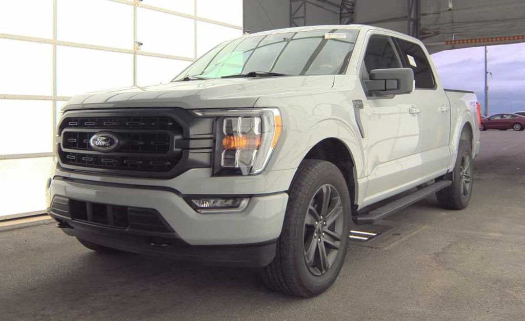 Used 2023 Ford F-150 XLT 4WD Supercrew 5.5 Box 4WD SuperCrew 5.5 Box