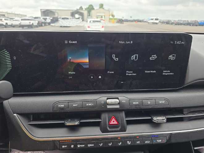 2025 Kia K4 LXS - Photo 9