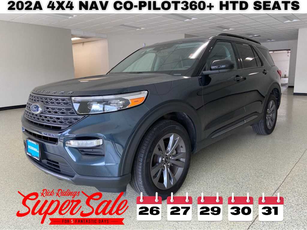 2023 Ford Explorer XLT's photo