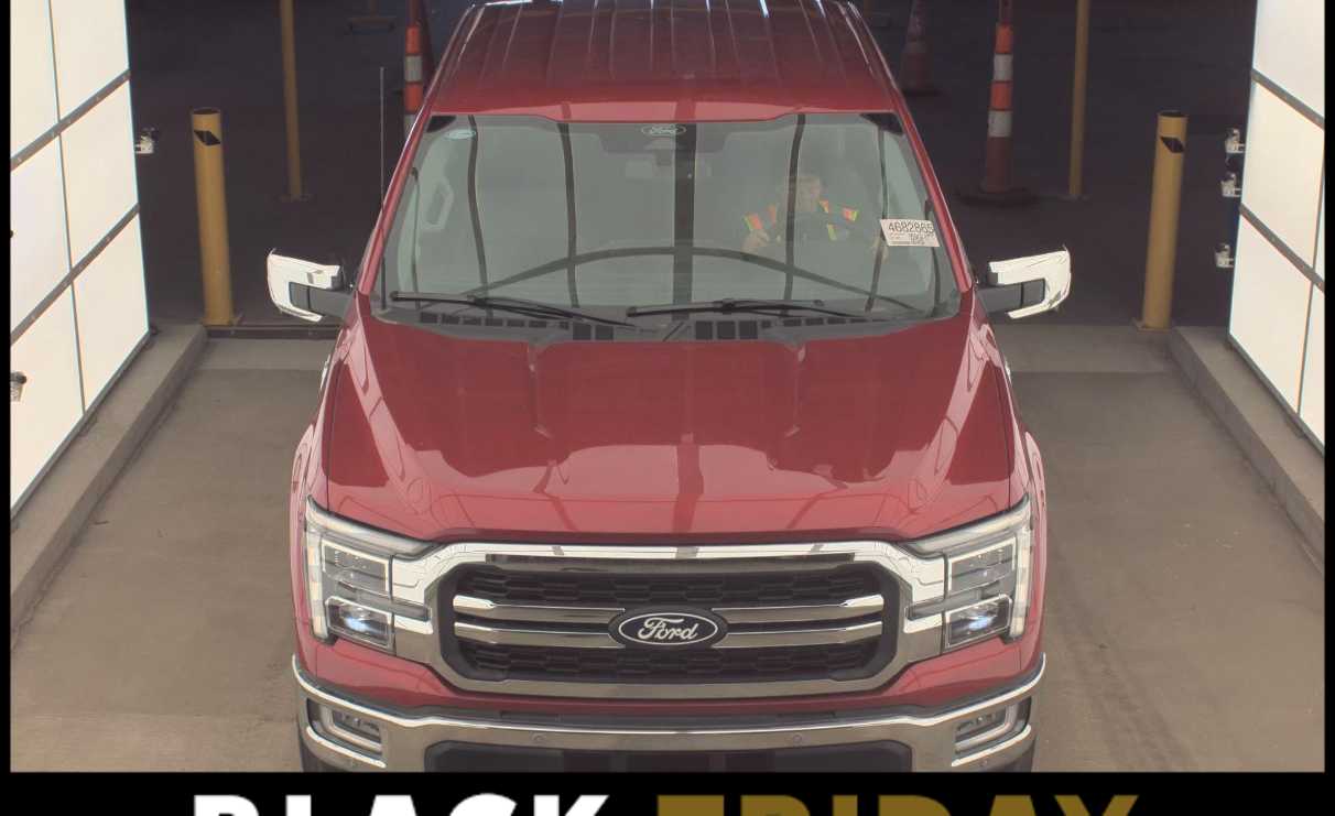 2024 Ford F-150 Lariat photo 2