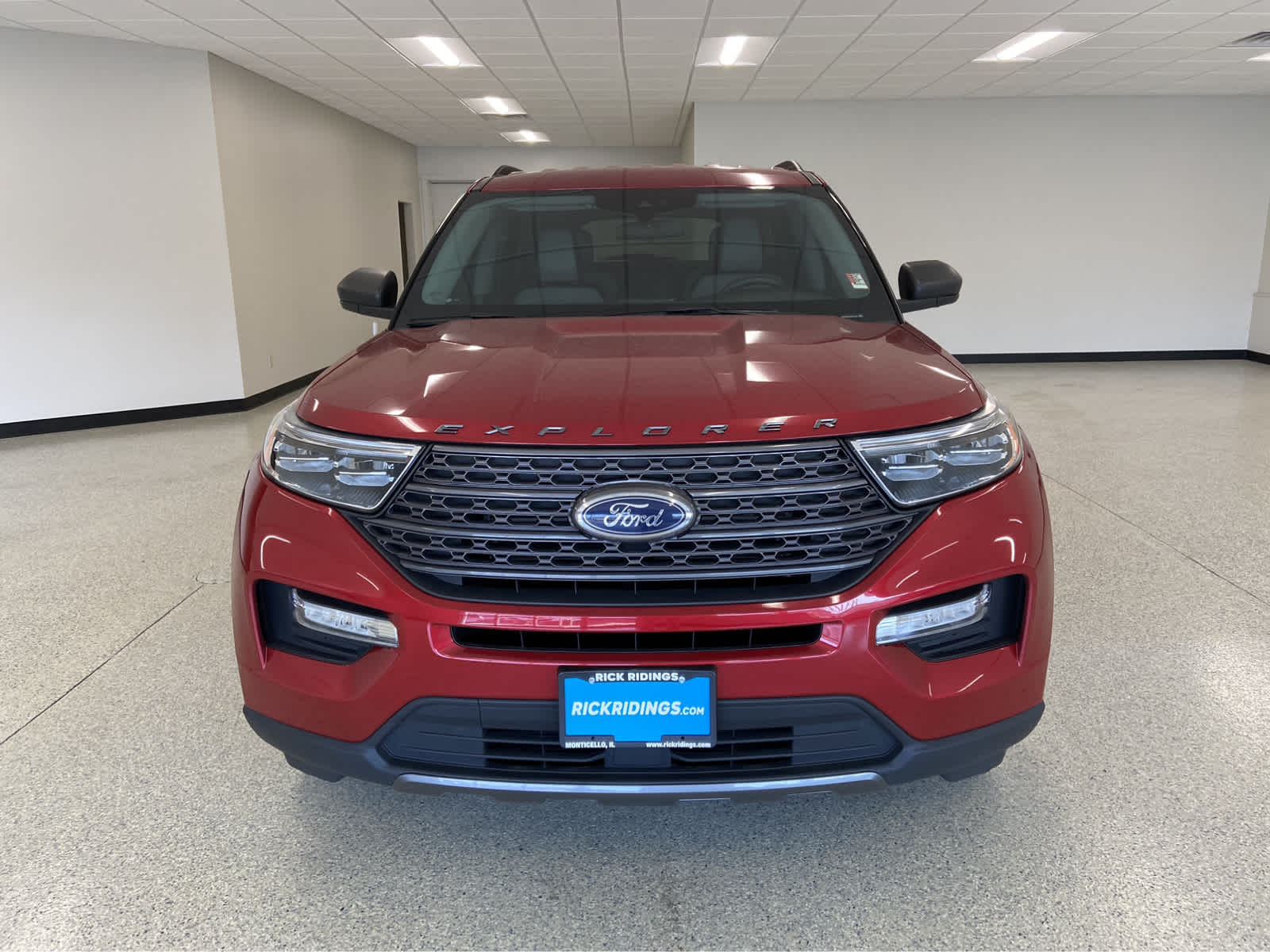 Used 2021 Ford Explorer XLT with VIN 1FMSK8DH4MGB14500 for sale in Monticello, IL