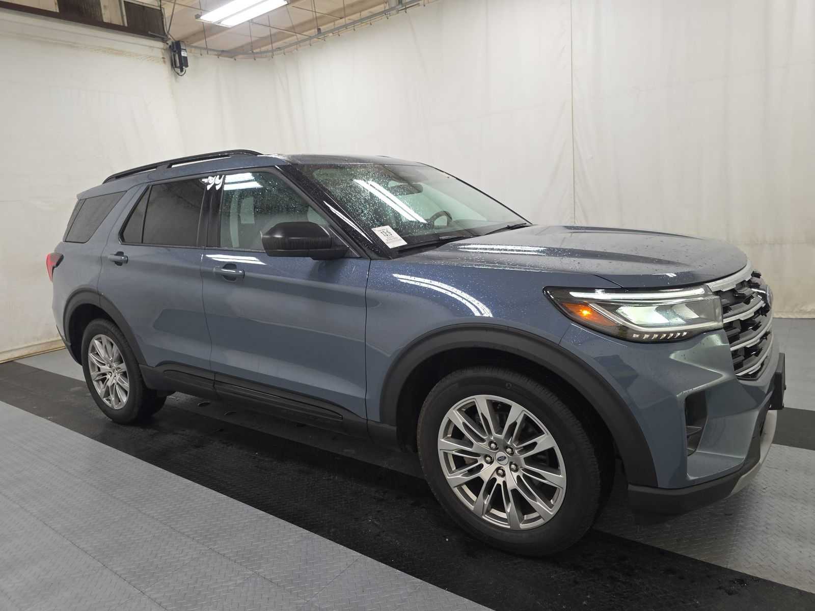 Used 2026 Ford Explorer Active w/200A Pkg 4WD