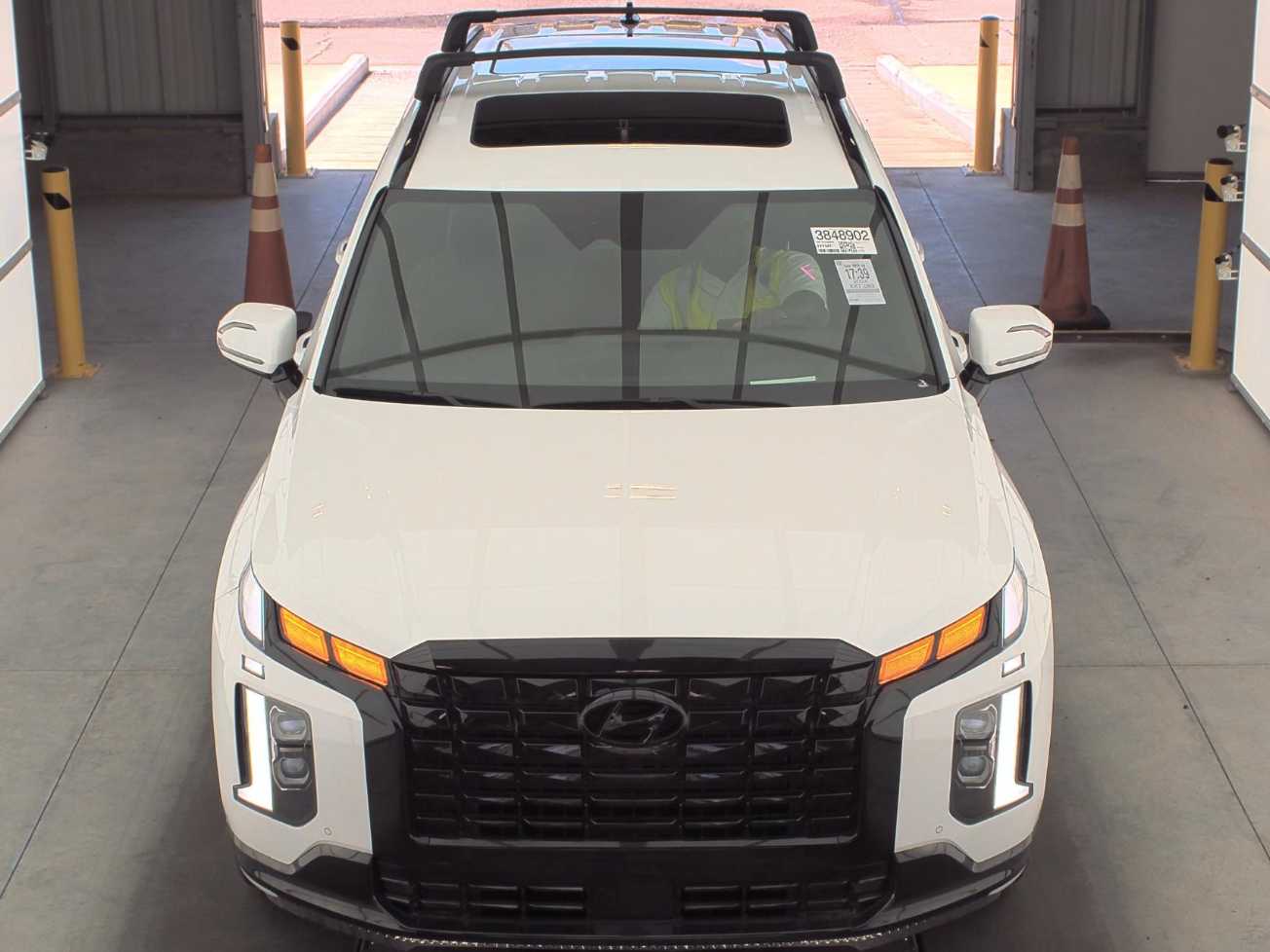Used 2024 Hyundai Palisade Calligraphy Night Edition with VIN KM8R7DGE8RU769858 for sale in Monticello, IL