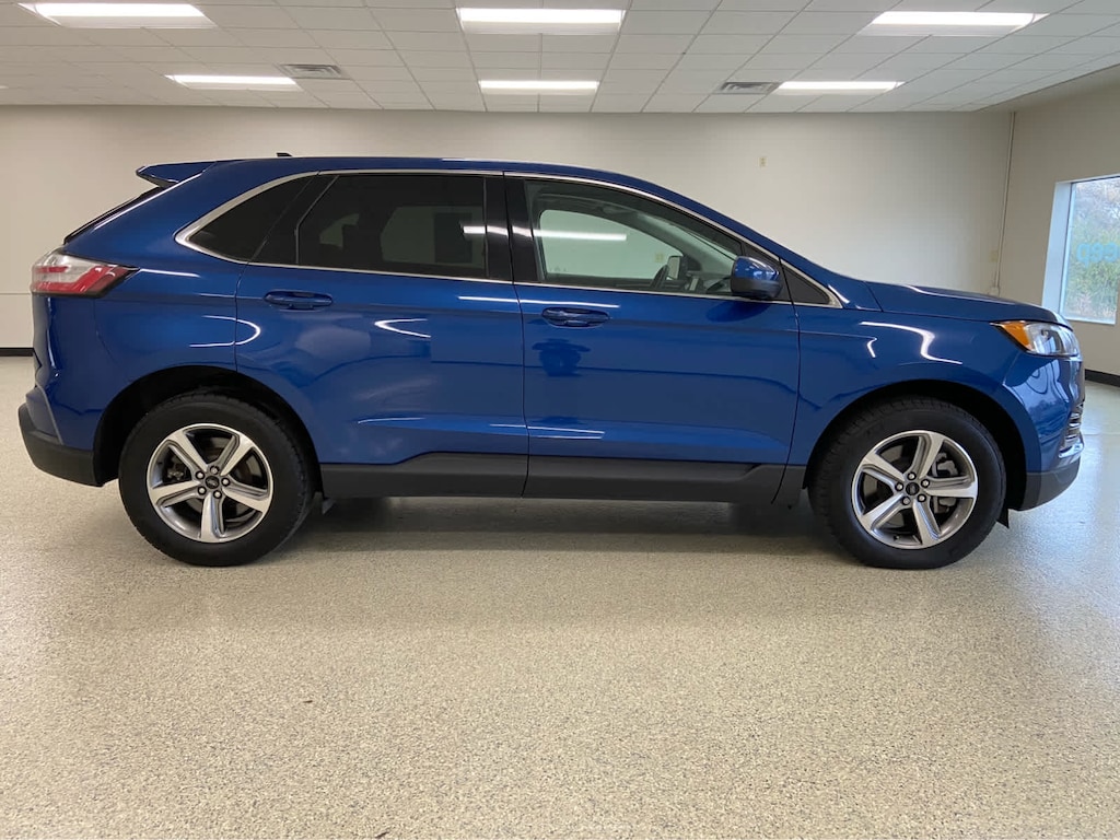 Used 2024 Ford Edge SEL AWD