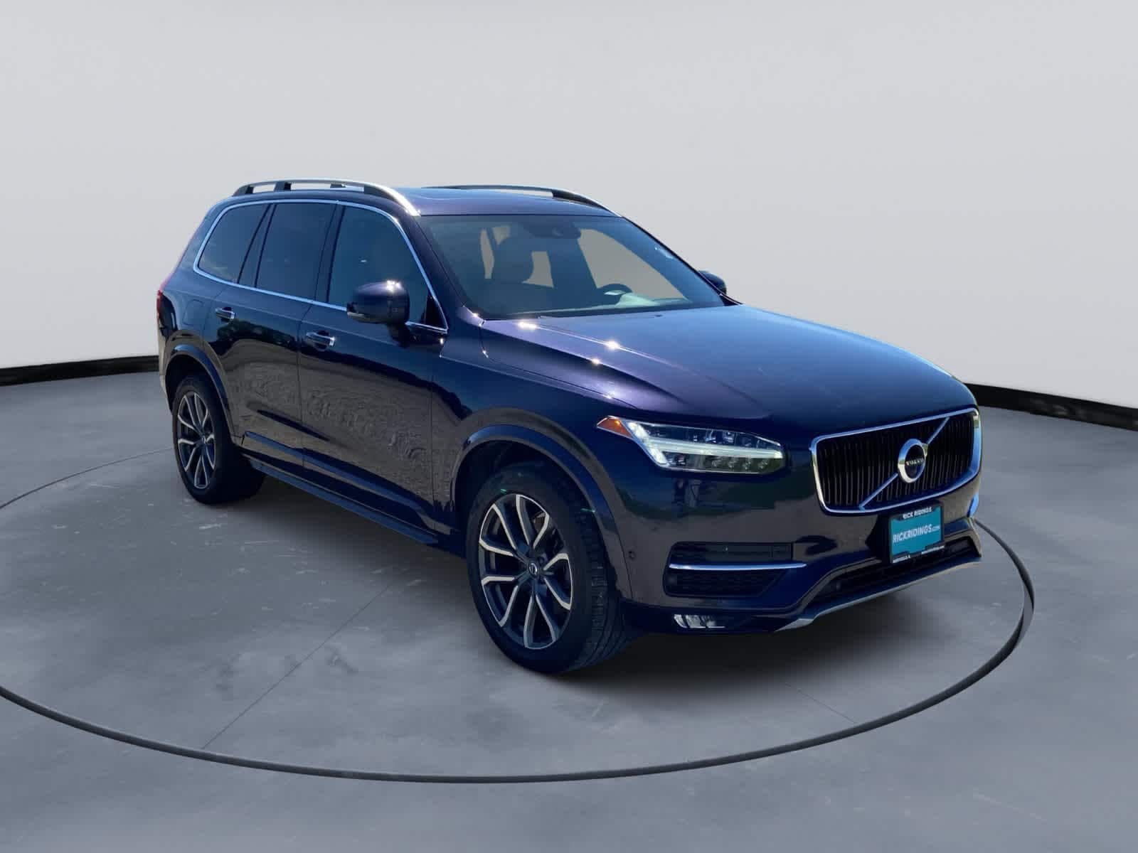 2017 Volvo XC90 Momentum