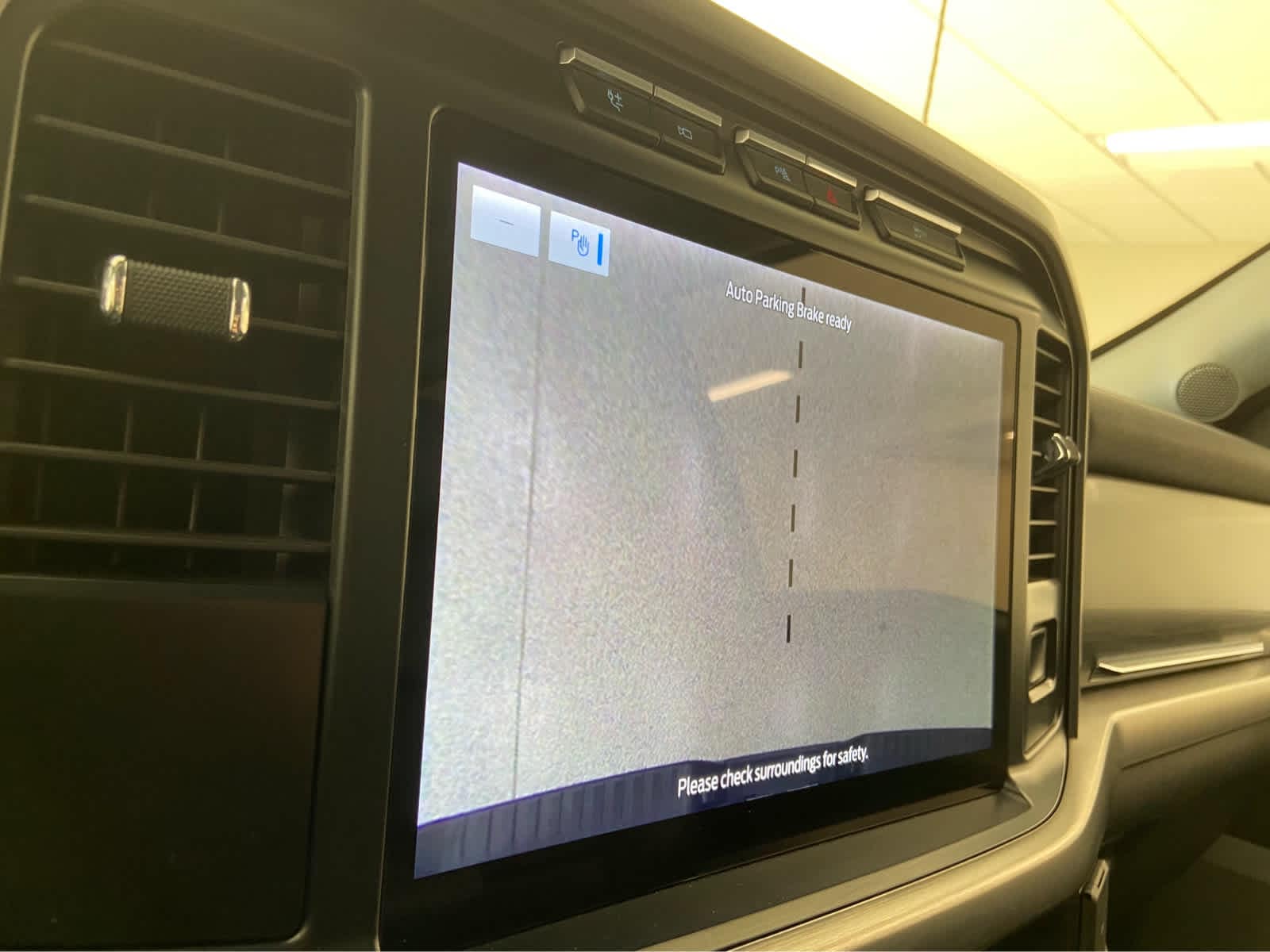2023 Ford F-150 Lariat - Photo 30