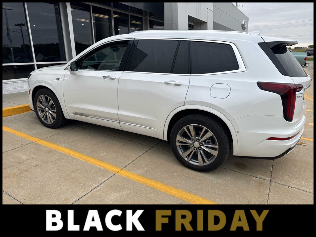 Used 2024 CADILLAC XT6 FWD Premium Luxury