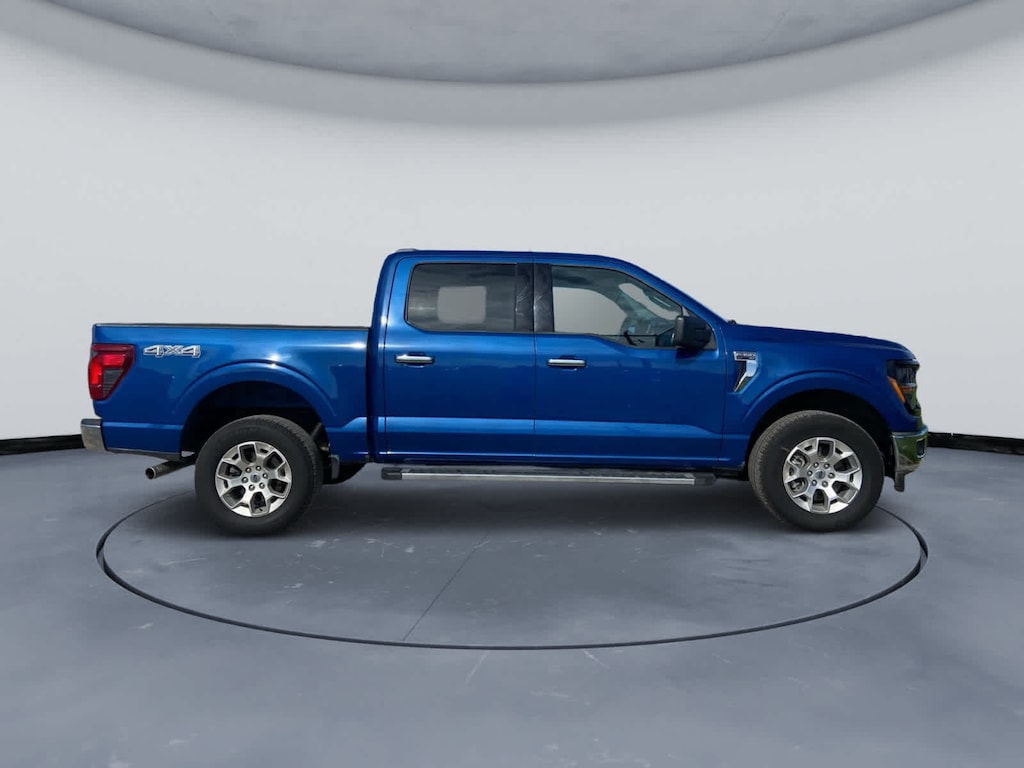 Used 2025 Ford F-150 XLT 4WD Supercrew 5.5 Box 4WD SuperCrew 5.5 Box