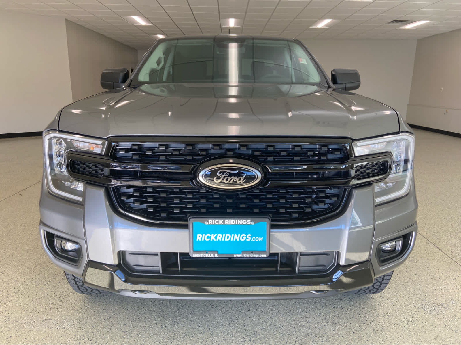 2025 Ford Ranger XLT photo 2