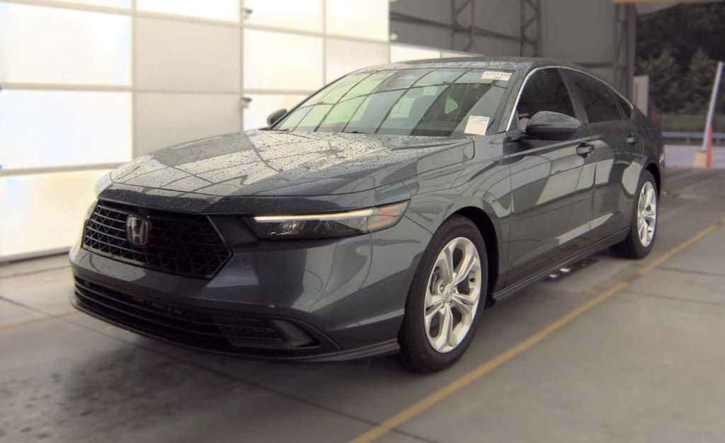 Used 2025 Honda Accord LX CVT