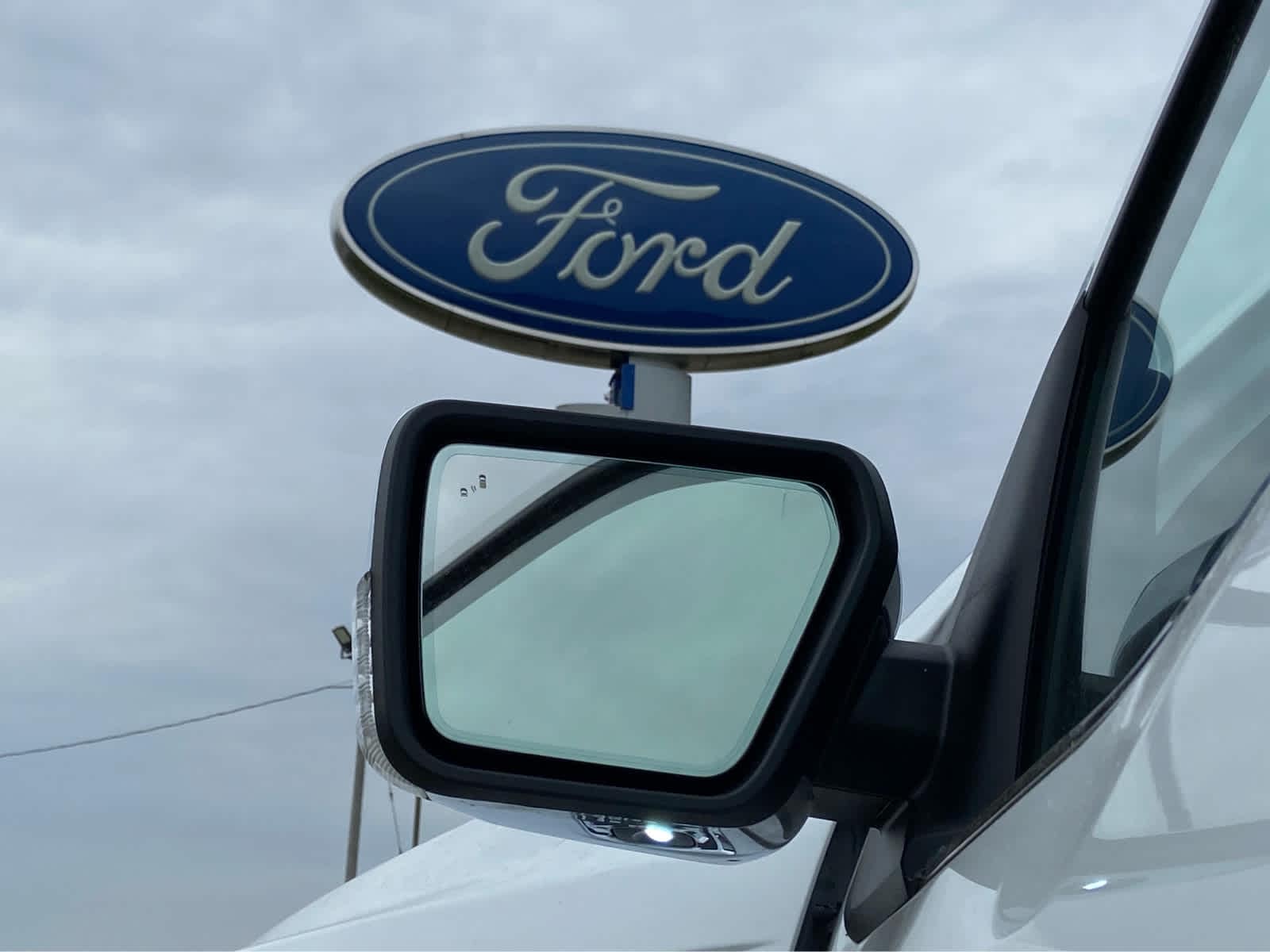 2023 Ford F-150 Lariat - Photo 39