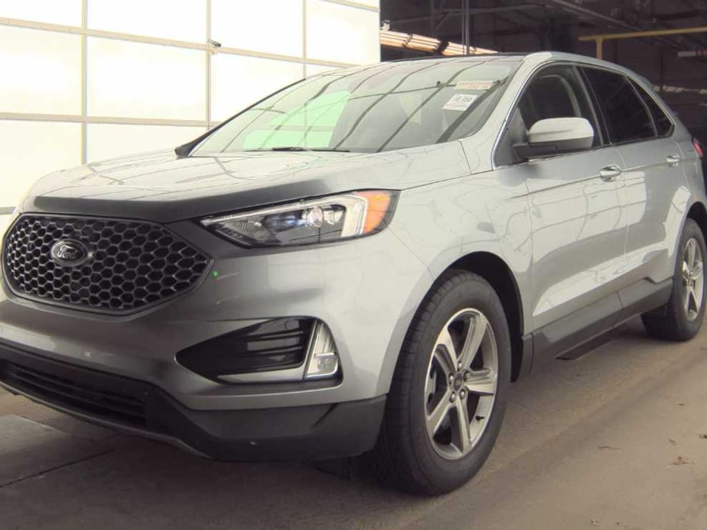 Used 2023 Ford Edge SEL AWD