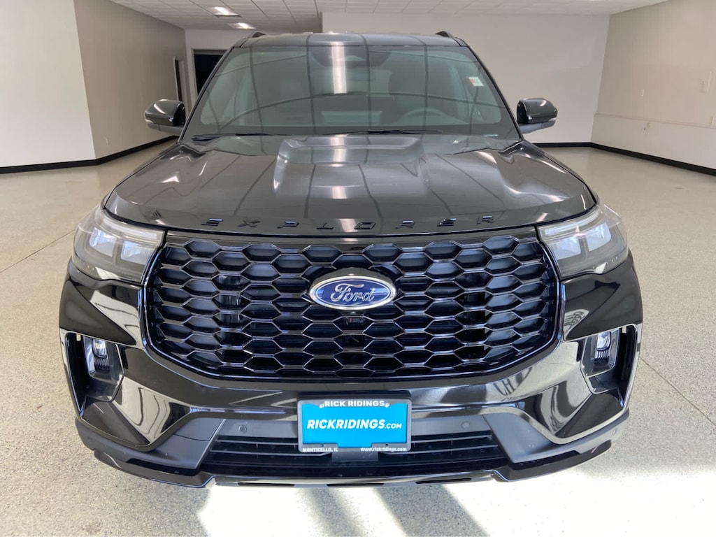 New 2026 Ford Explorer ST-Line 4WD