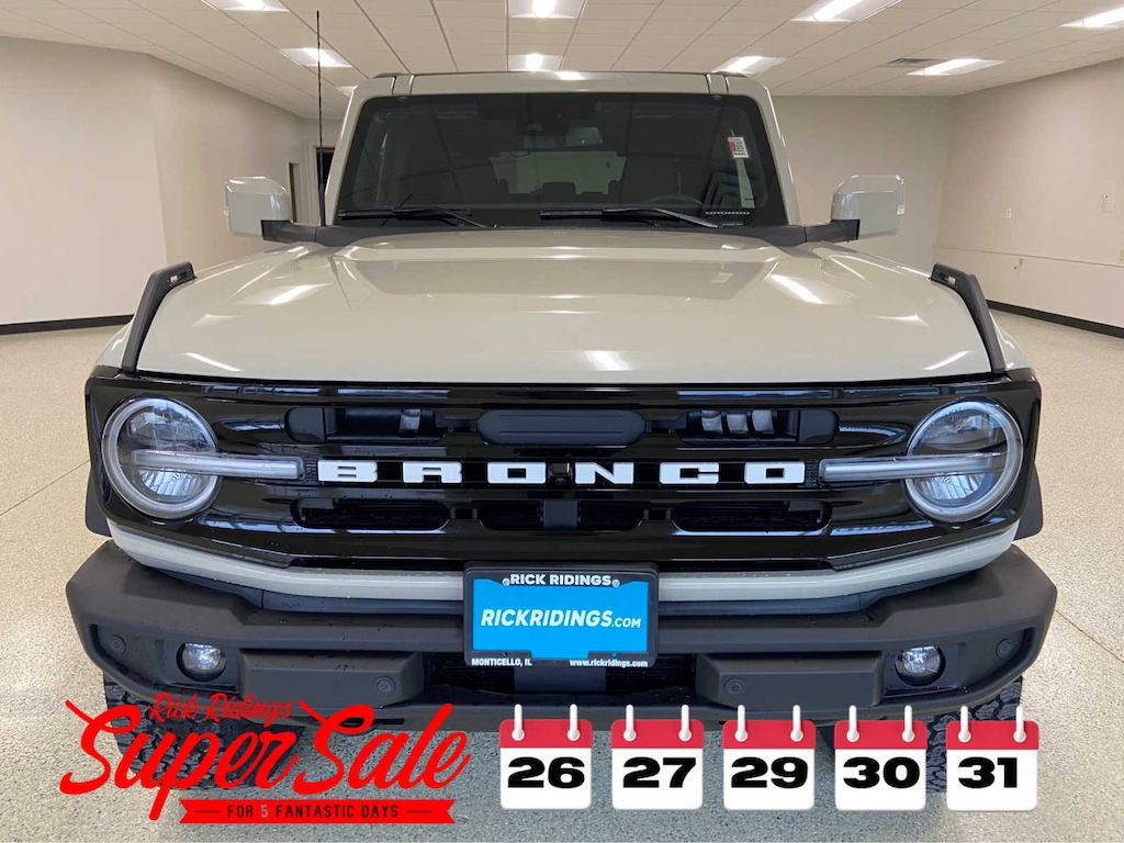 New 2025 Ford Bronco Outer Banks 4x4