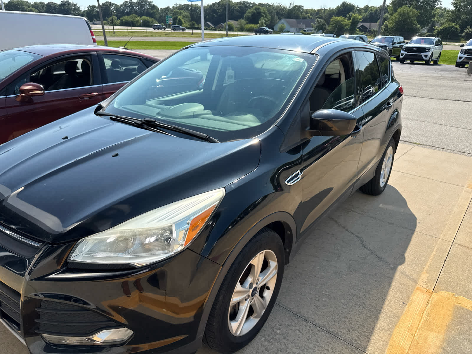 Used 2014 Ford Escape SE with VIN 1FMCU0GXXEUD16215 for sale in Monticello, IL
