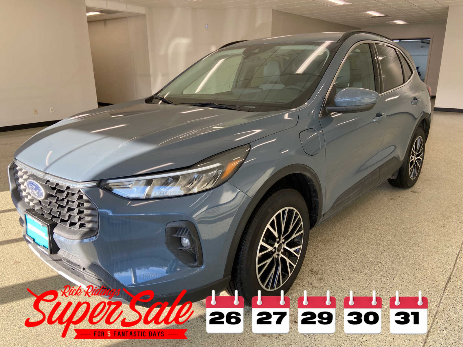 2025 Ford Escape PHEV's photo