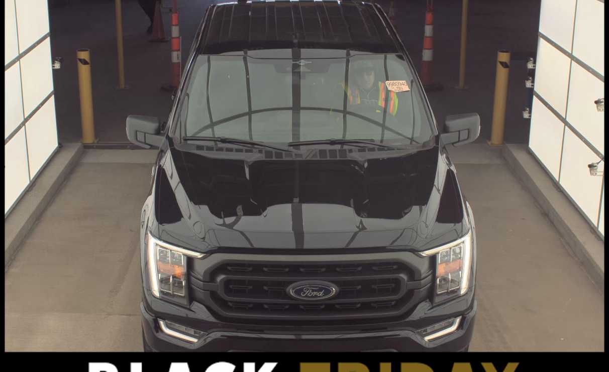 2023 Ford F-150 XLT photo 2