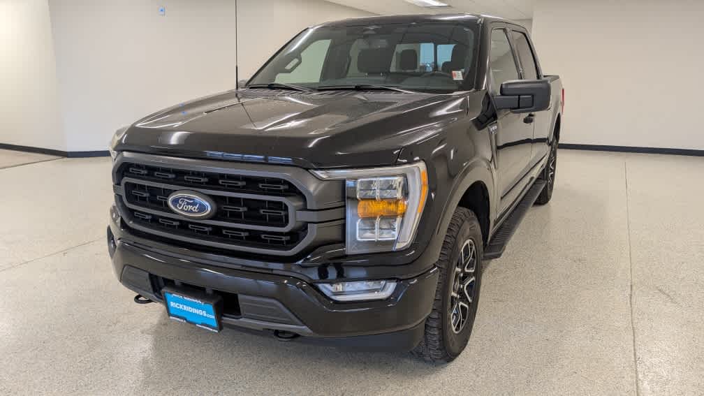 2023 Ford F-150 XLT's photo