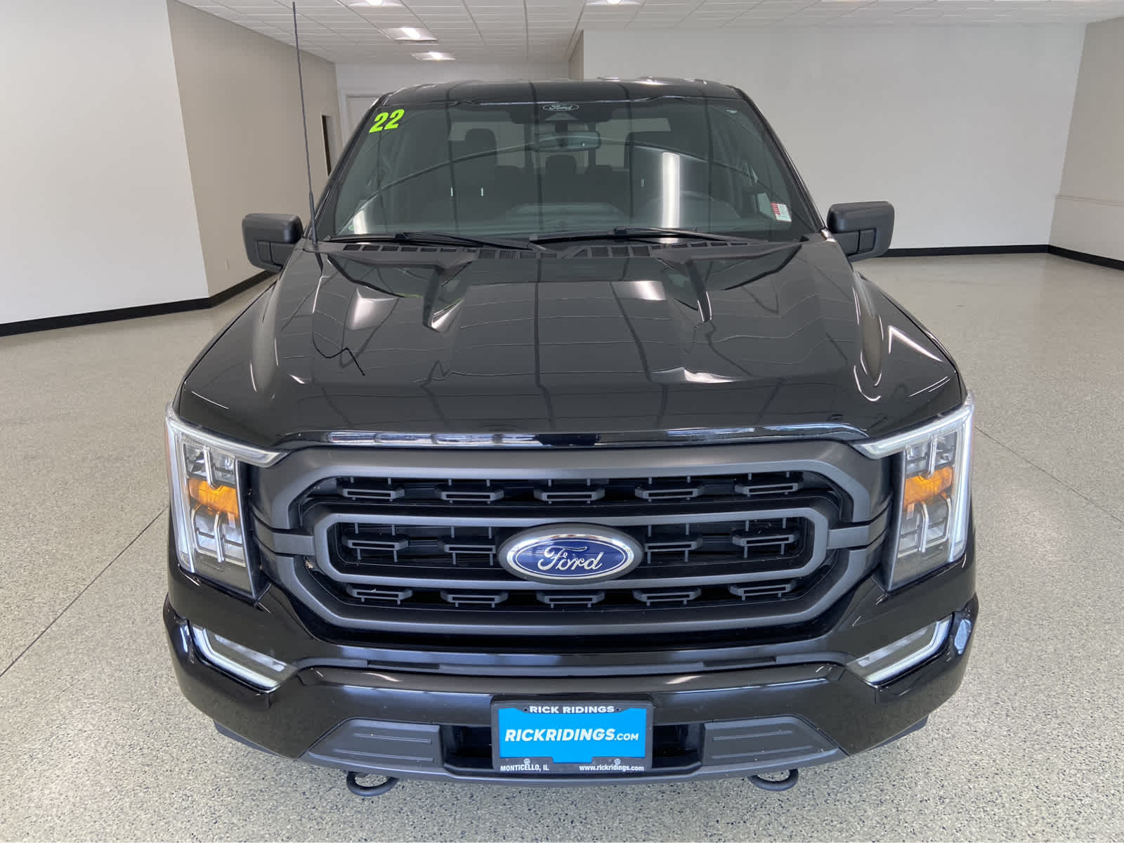 Used 2022 Ford F-150 XLT with VIN 1FTFW1ED0NFB47210 for sale in Monticello, IL