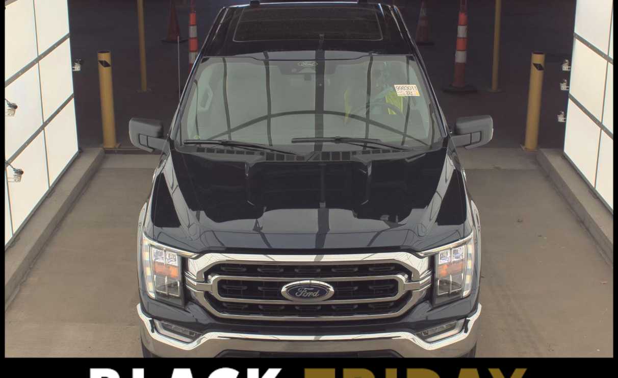 2022 Ford F-150 XLT photo 2