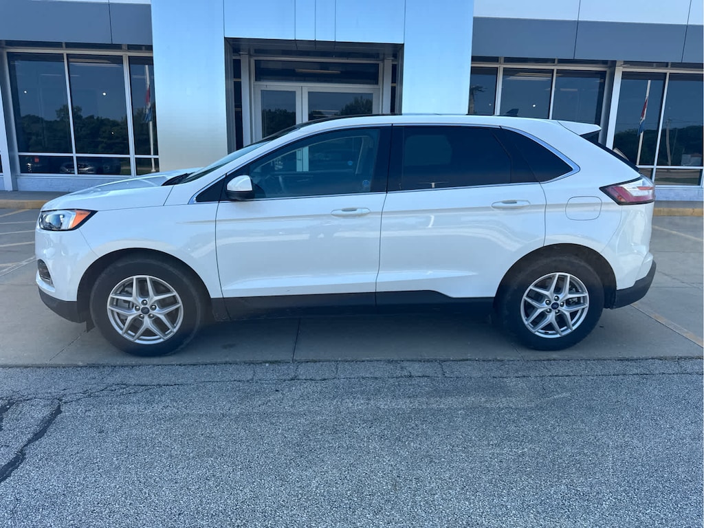 Used 2022 Ford Edge SEL AWD