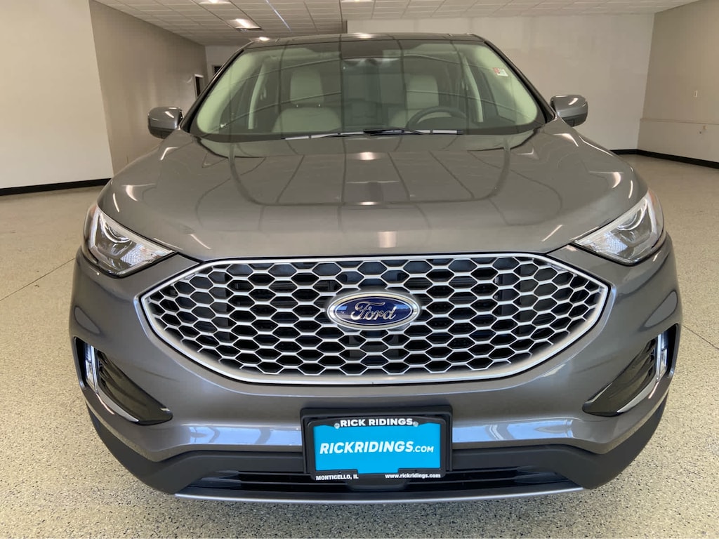 Used 2024 Ford Edge SEL AWD