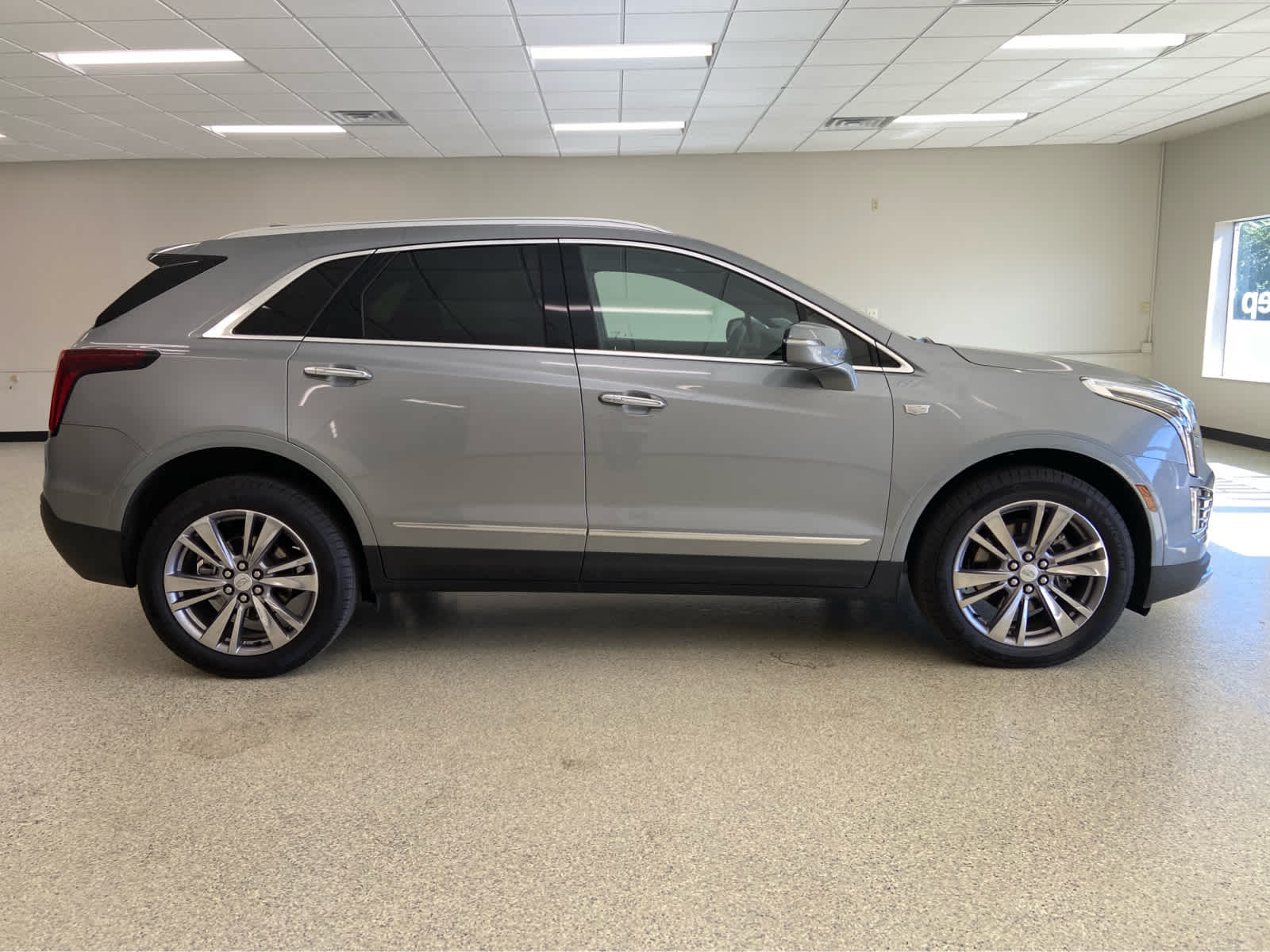 2025 Cadillac XT5 Premium Luxury - Photo 6