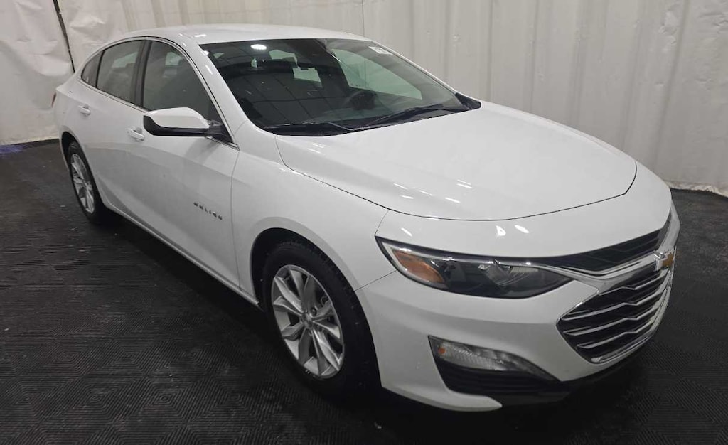Used 2024 Chevrolet Malibu LT Sdn