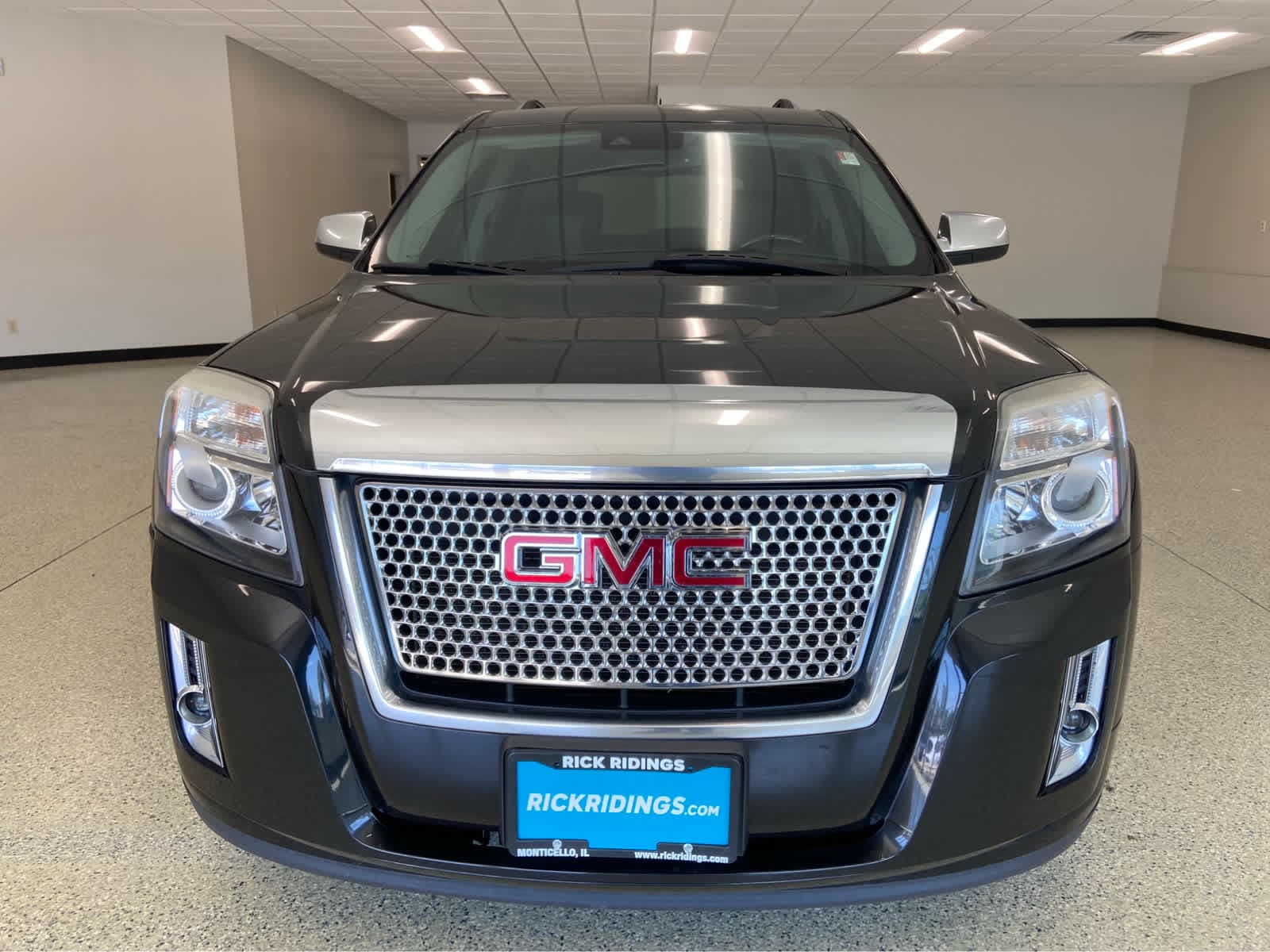 Used 2013 GMC Terrain Denali with VIN 2GKFLZE36D6131069 for sale in Monticello, IL