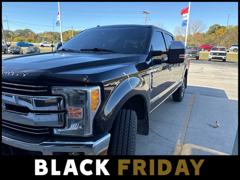 Used 2017 Ford Super Duty F-350 SRW Lariat 4WD Crew Cab 6.75 Box 4WD Crew Cab 6.75 Box