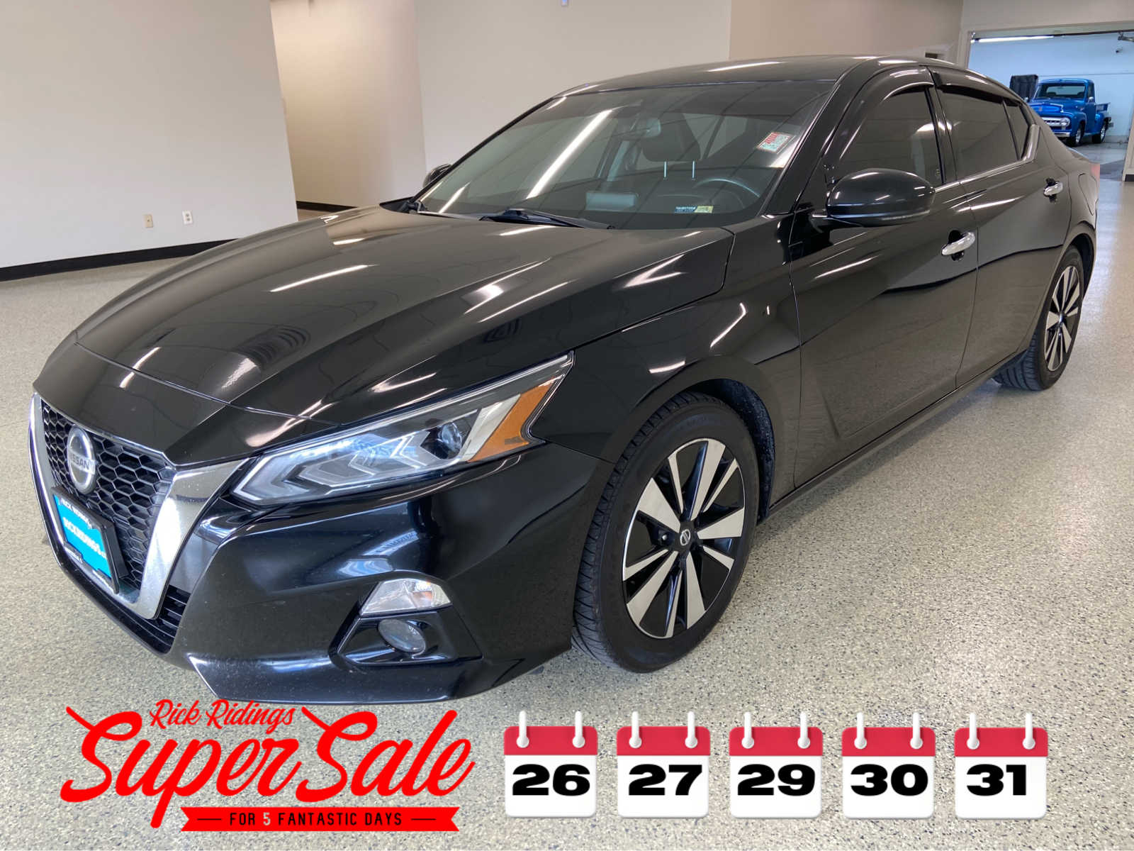 2020 Nissan Altima SL's photo