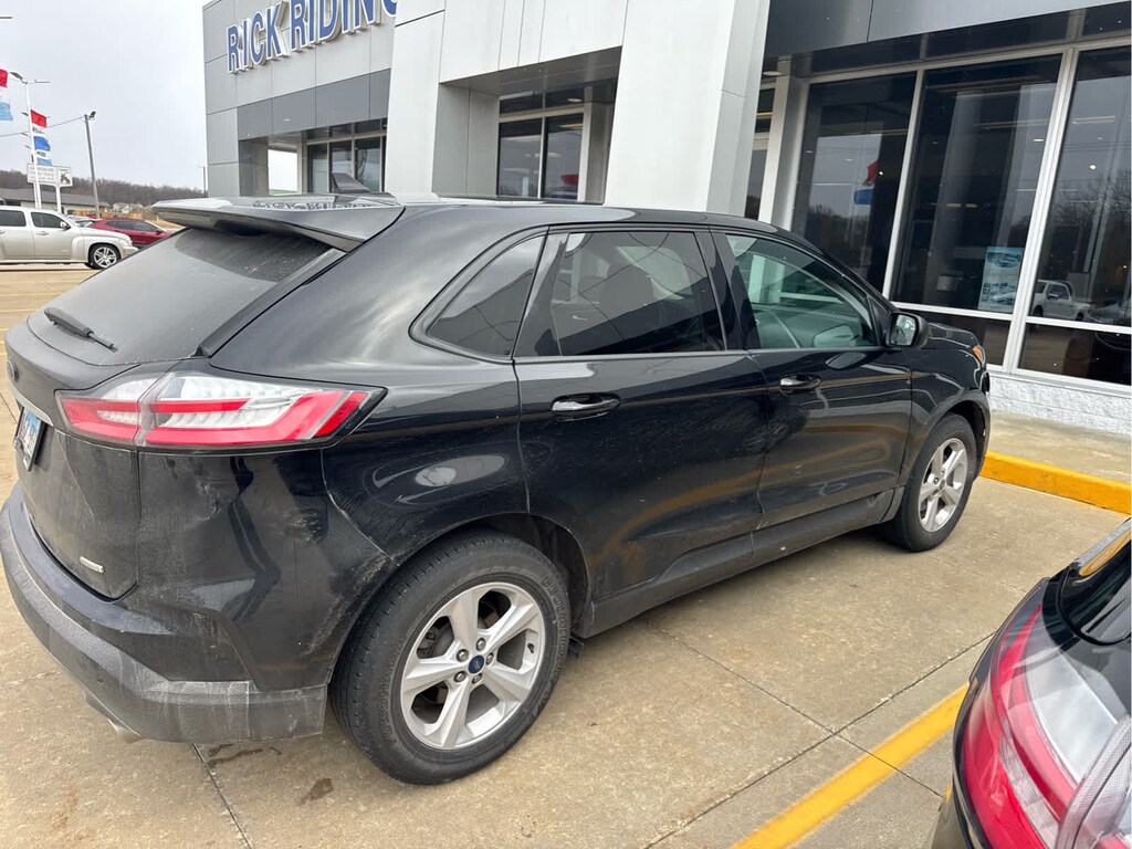 Used 2020 Ford Edge SE FWD