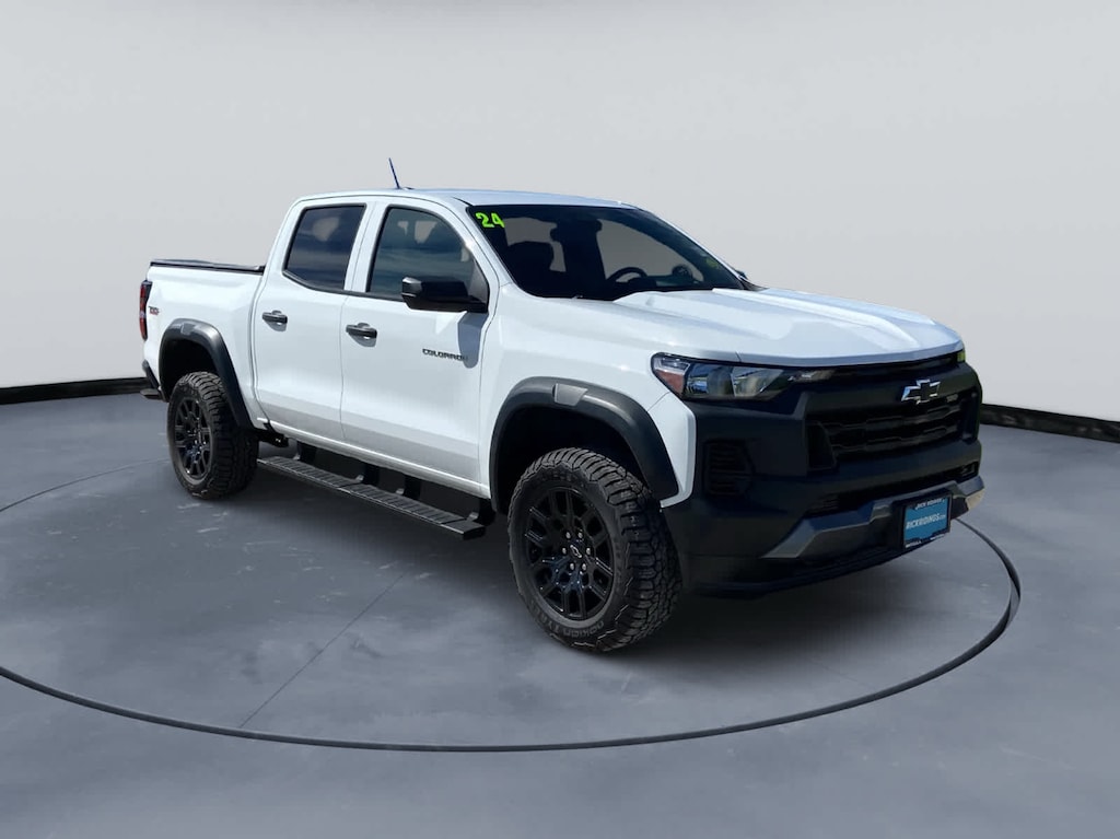 Used 2024 Chevrolet Colorado 4WD Trail Boss Crew Cab Crew Cab