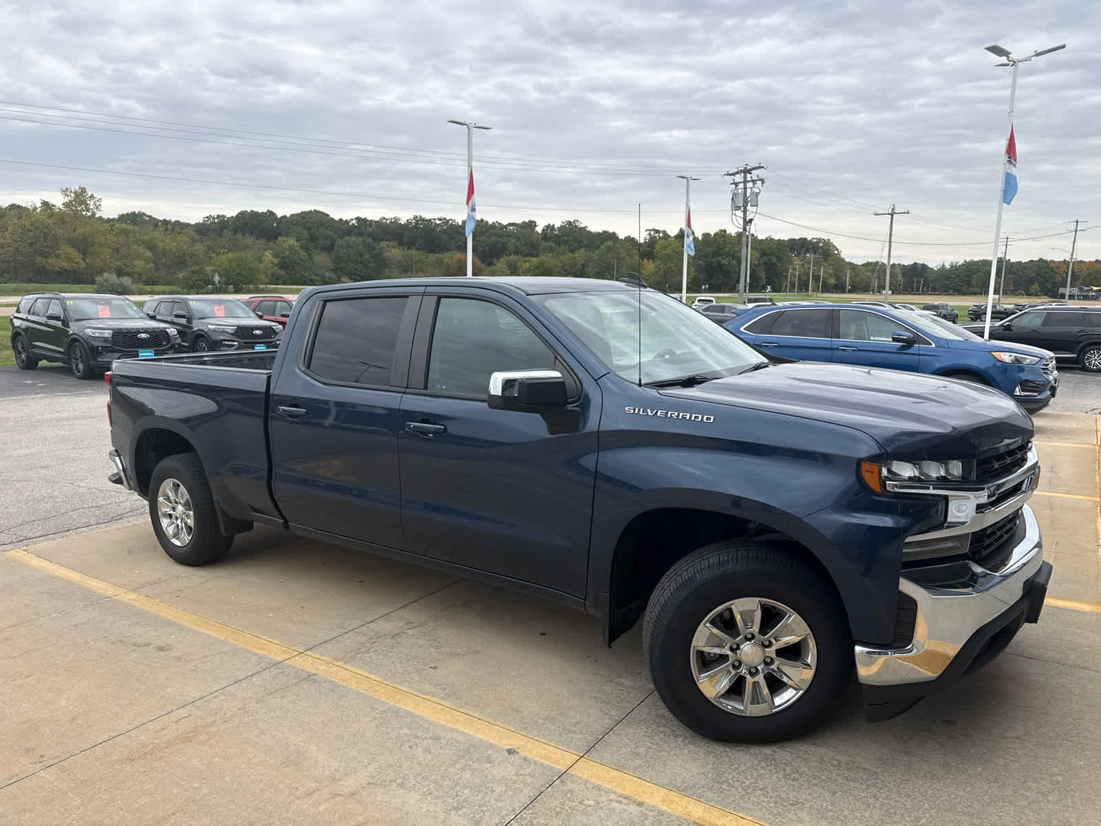 Used 2019 Chevrolet Silverado 1500 LT 2WD Crew Cab 147 2WD Crew Cab 147