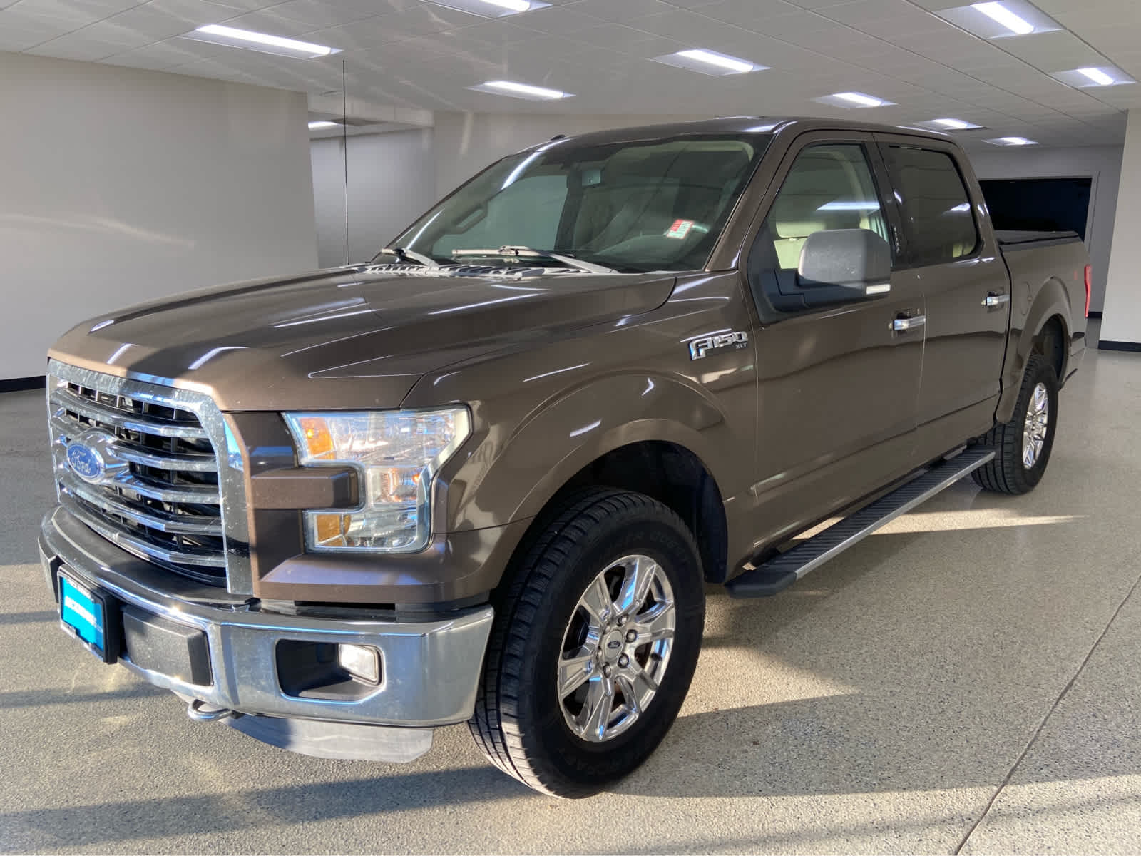 2015 Ford F-150 XLT's photo