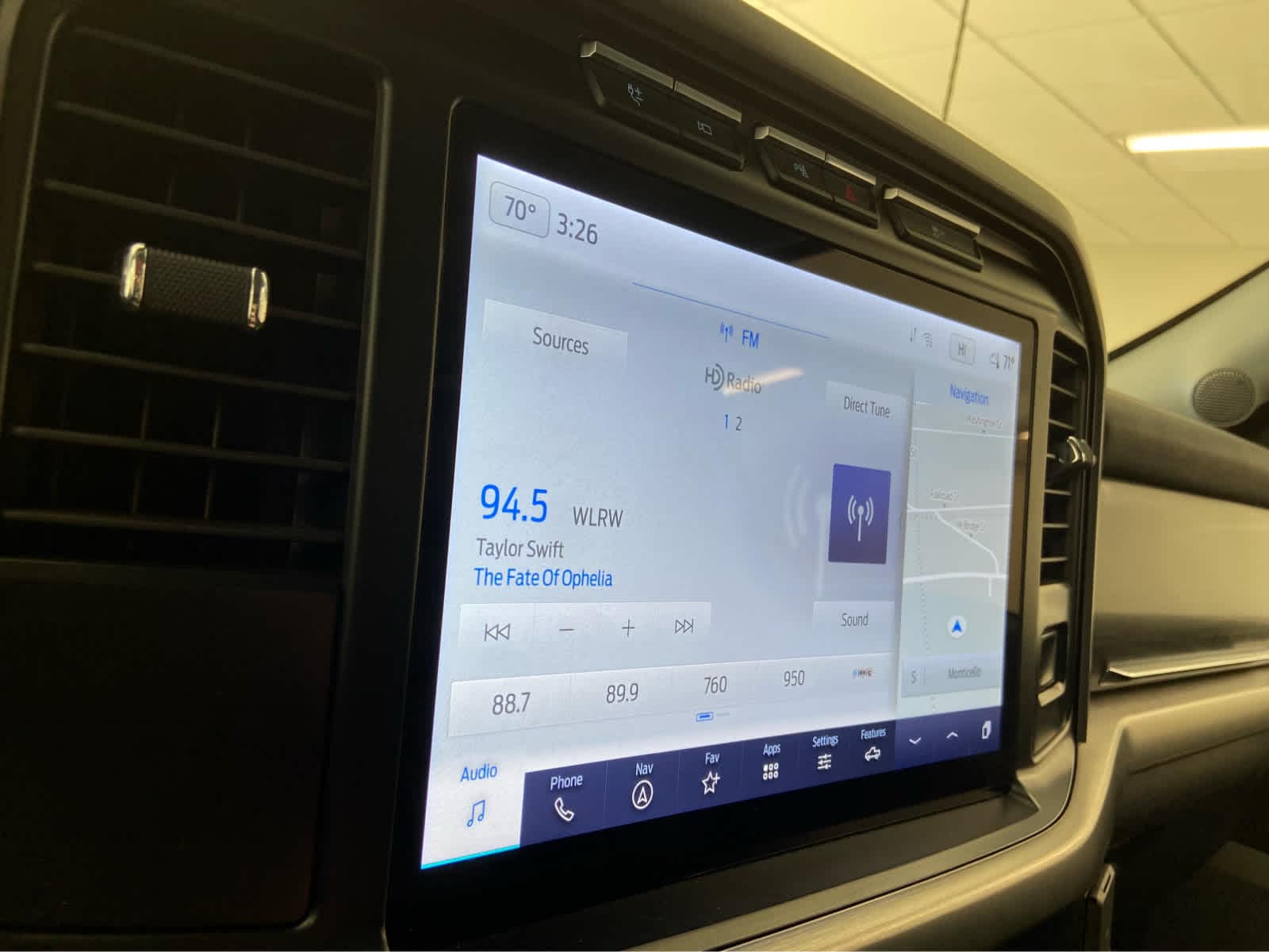 2023 Ford F-150 Lariat - Photo 22