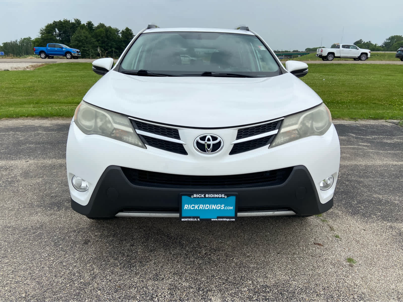 Used 2015 Toyota RAV4 XLE with VIN 2T3RFREV4FW346491 for sale in Monticello, IL