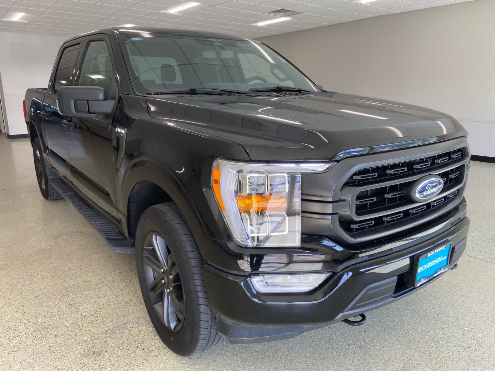 2023 Ford F-150 XLT - Photo 6
