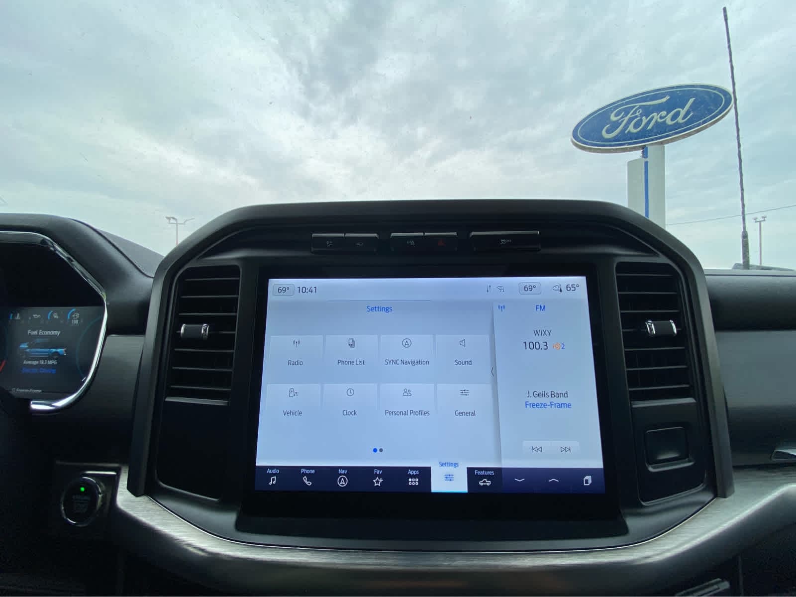 2023 Ford F-150 Lariat - Photo 32