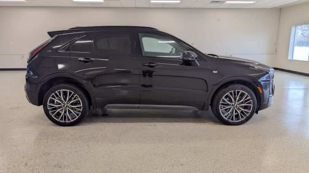 Used 2024 CADILLAC XT4 AWD Sport