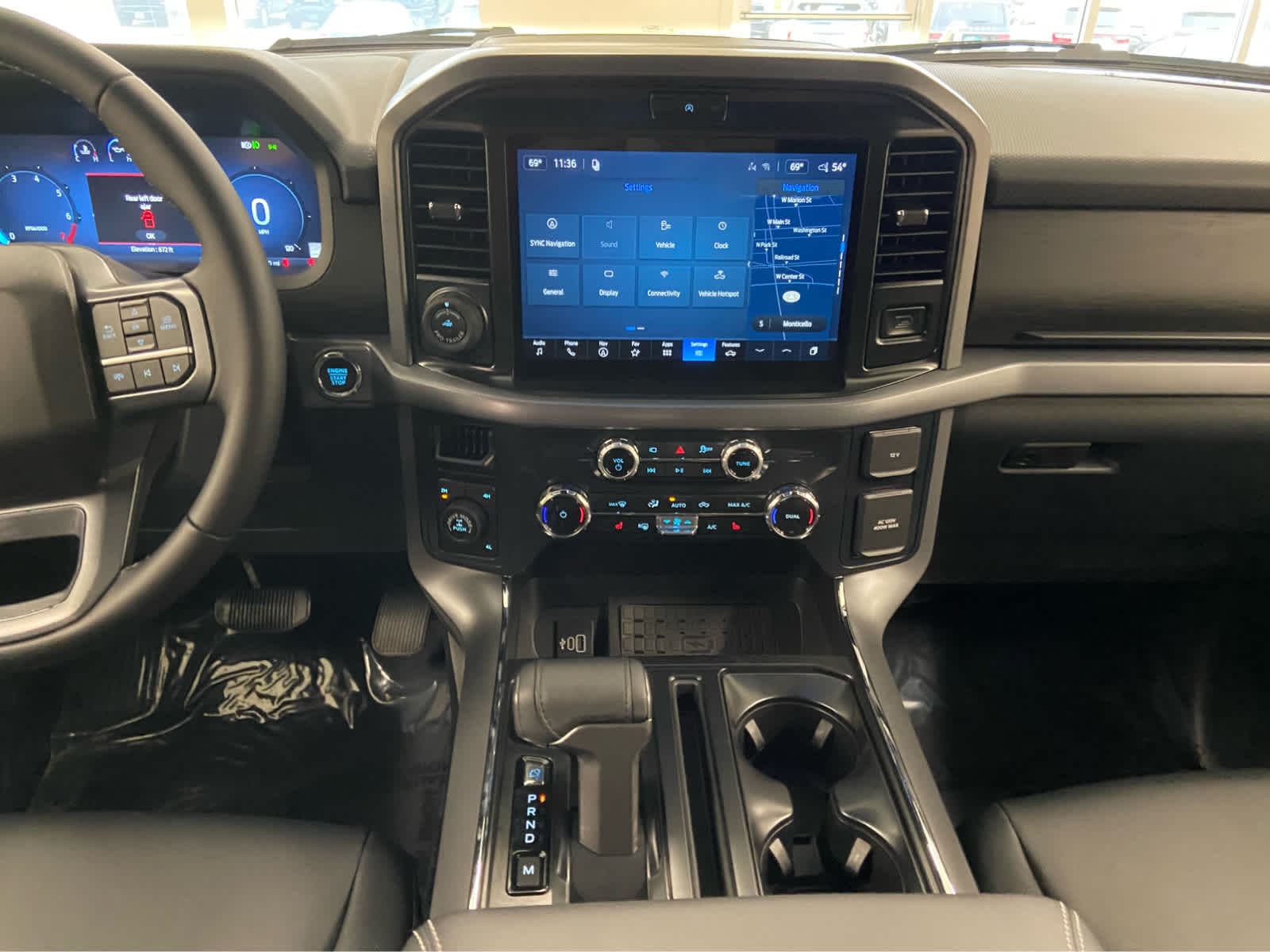 2026 Ford F-150 XLT - Photo 18