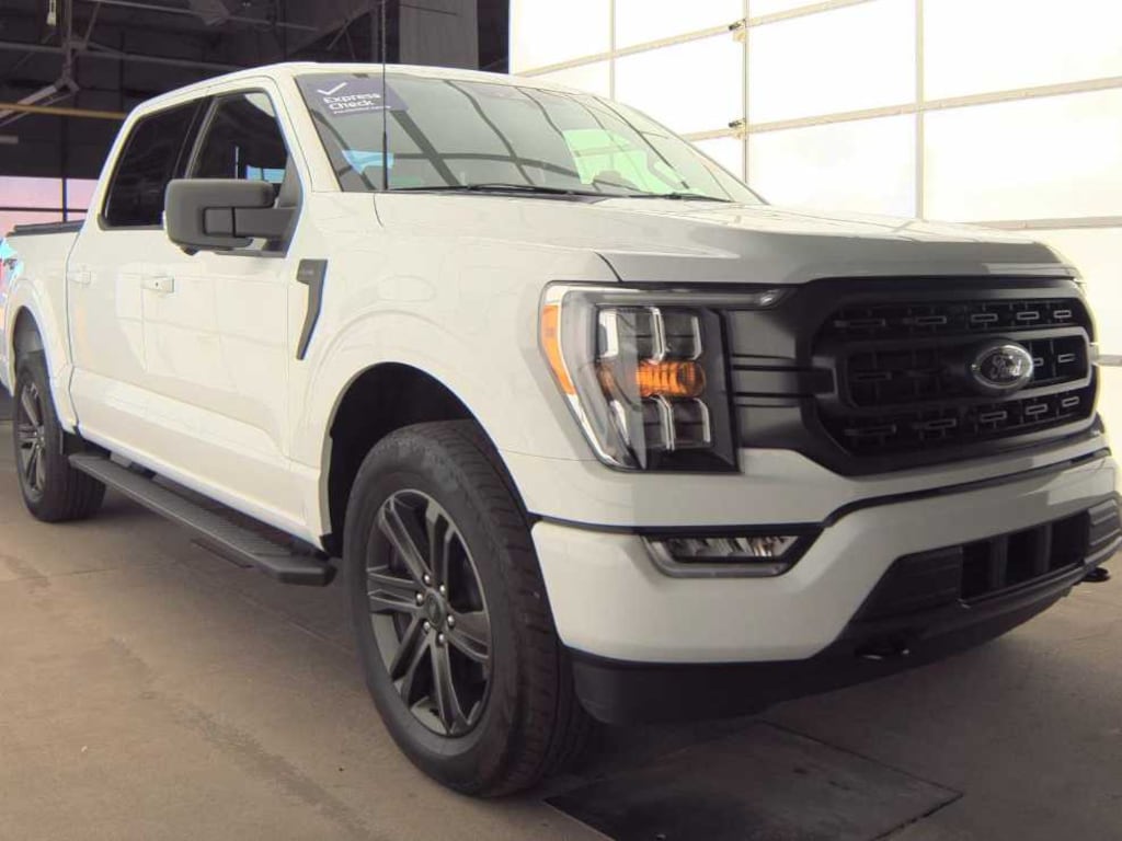 Used 2022 Ford F-150 XLT 4WD Supercrew 5.5 Box 4WD SuperCrew 5.5 Box