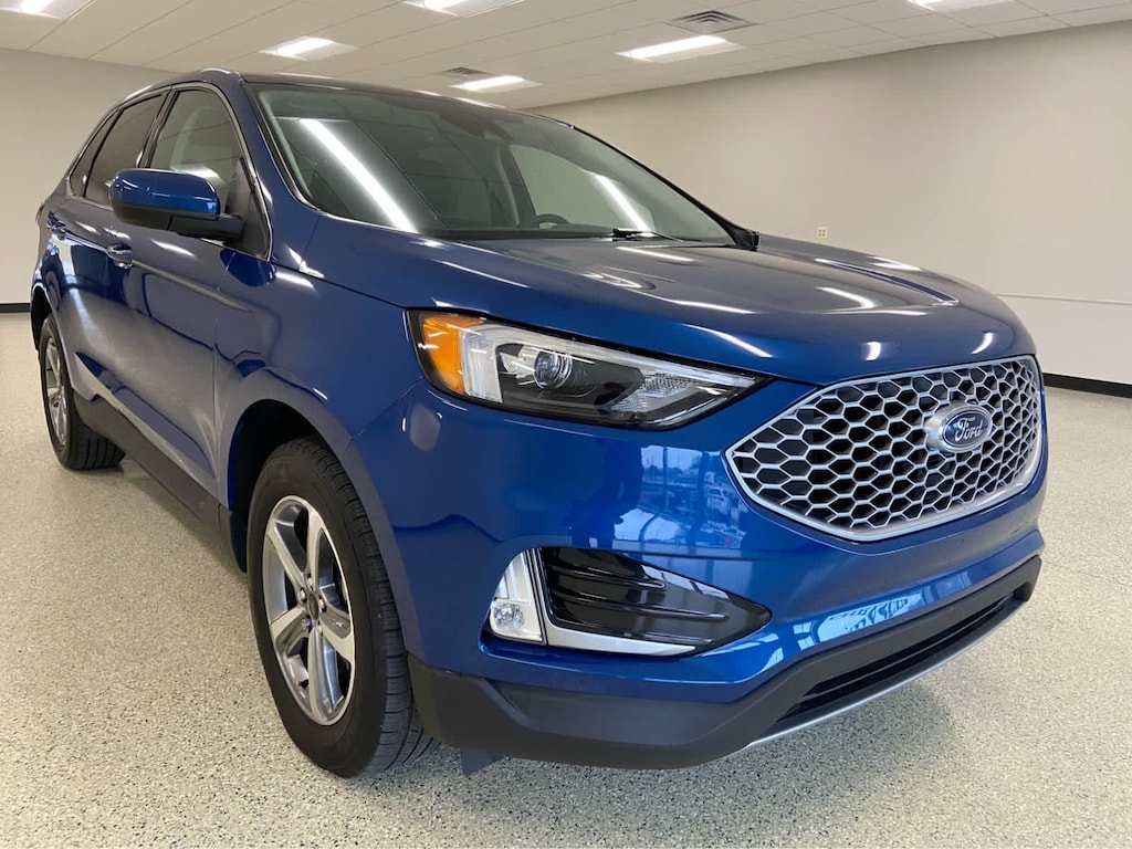 Used 2024 Ford Edge SEL AWD