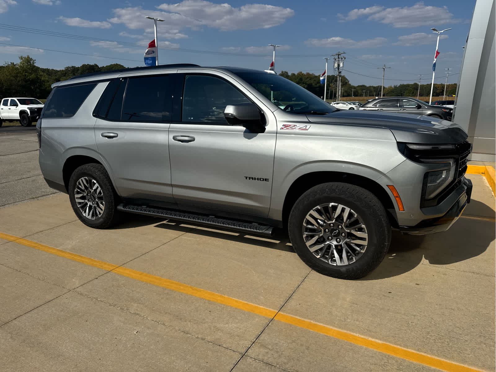 2025 Chevrolet Tahoe Z71 photo 2