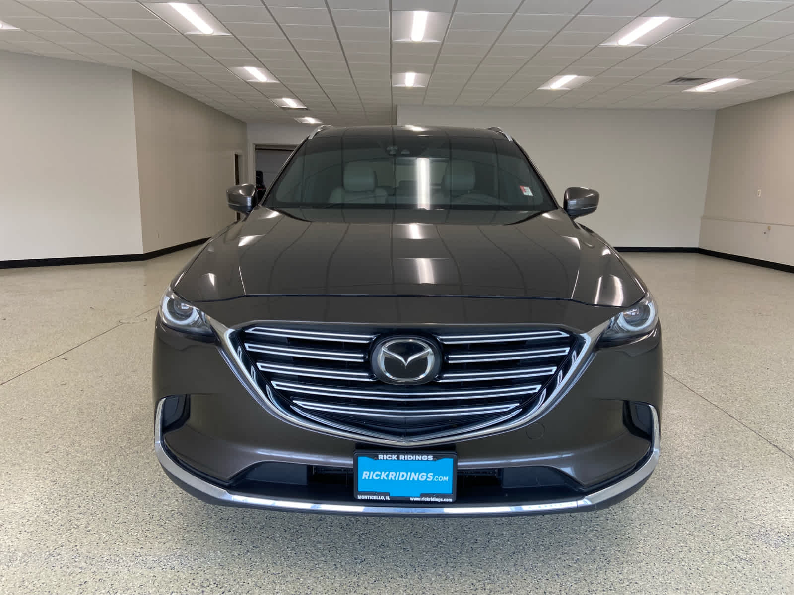 Used 2017 Mazda CX-9 Grand Touring with VIN JM3TCBDY5H0140435 for sale in Monticello, IL